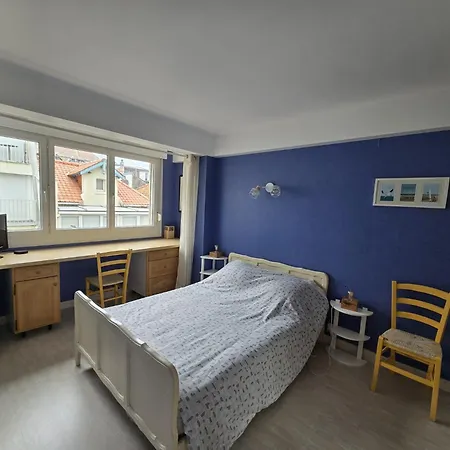 Bel Plein Centre A 200 M De La شقة