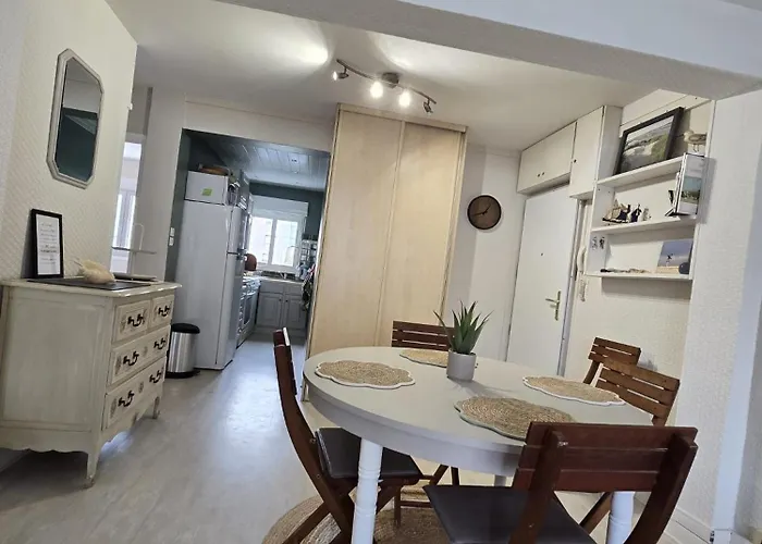 Appartement Bel à Deux Pas De La *